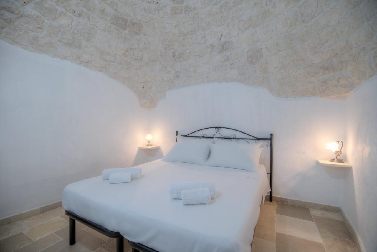 Trulli La Piazzetta By Rentbeat Lägenhet Cocolicchio Exteriör bild